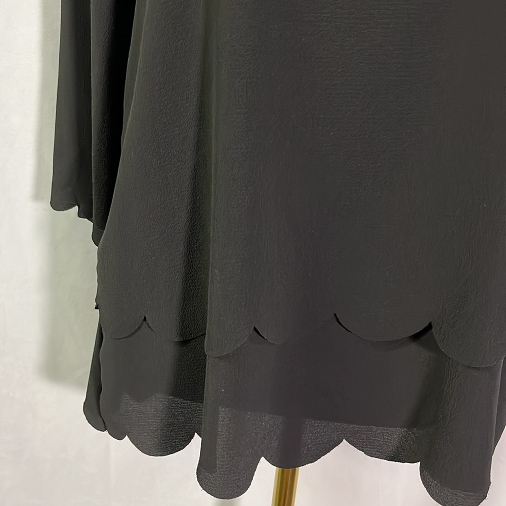 Papermoon Black Scalloped Open Back Blouse - Picture 8 of 16